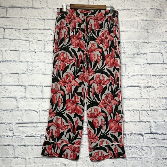Equipment Femme 100% Silk Adalyn Iris Floral Print Pants - Picture 5 of 8